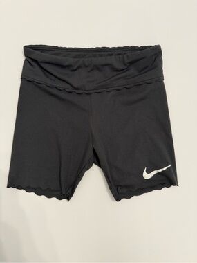 Nike Girls Black Scallop Hem Performance Shorts